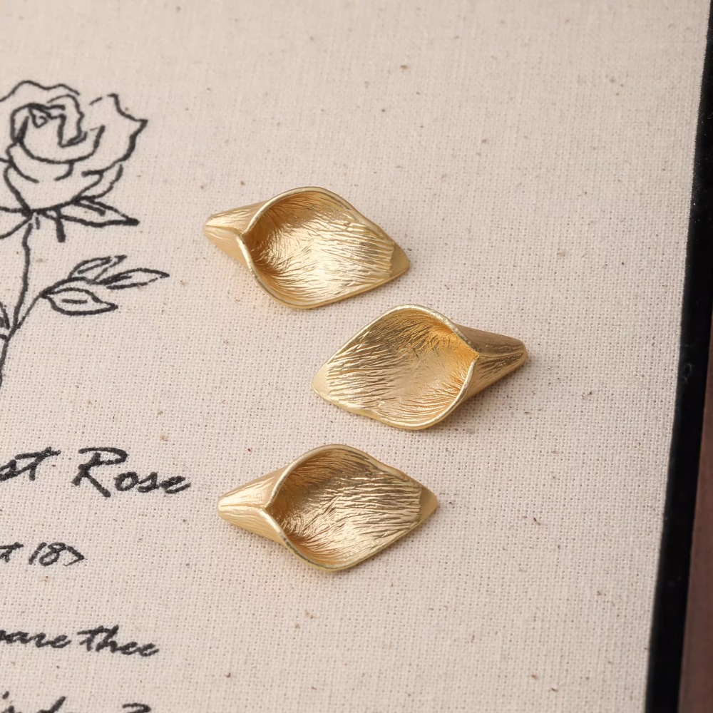 4PCS Dainty Horn 꽃잎 꽃의 매력 귀걸이  - Musical Instrument Jewelry 리뷰 및 가격